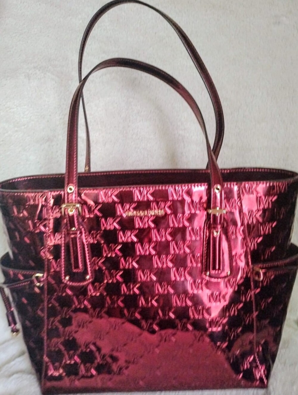 Michael Kors Cherry Red EW Voyager 30F4GV6T4U Handbag w/ Gold Hardware